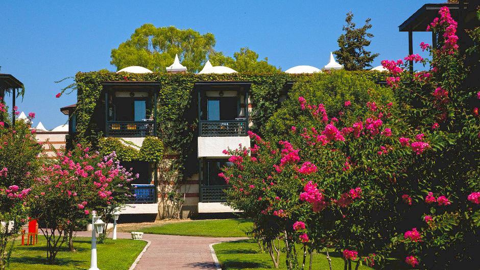 Paloma Finesse Side Hotel ภายนอก รูปภาพ